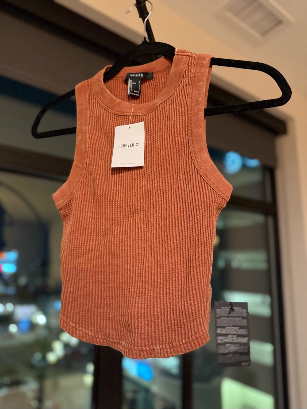 Forever 21 Women's Rust Ribbed Tank Top size S new with tag + comes with gift .